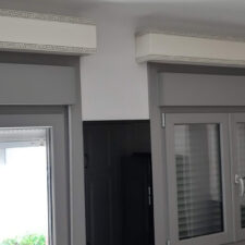 κουρτινόξυλα με μέανδρο σχέδιο