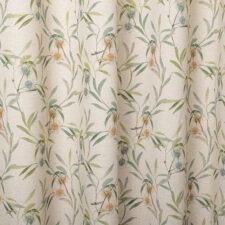 Φλοράλ ύφασμα σε σκούρο φόντο με έντονα άνθη