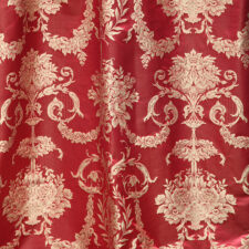 Υφασμάτινη κουρτίνα κλασικού αριστοκρατικού ύφους