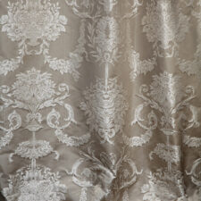 Πολυτελές ύφασμα κουρτίνας με elegant αισθητική