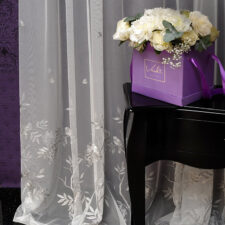 λεπτη κουρτινα δαντελα