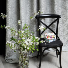 Αριστοκρατική κουρτίνα με διαχρονικό μοτίβο