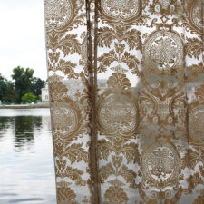 Εκλεπτυσμένη δαντέλα κουρτίνας για σαλόνι