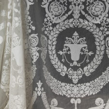 Κλασική πολυτελής δαντέλα παραθύρου