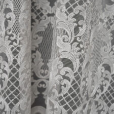 Πολυτελής δαντέλα κουρτίνας με κομψό χαρακτήρα