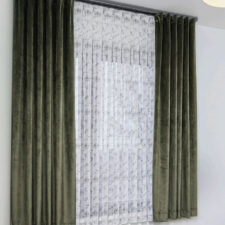 κουρτινα με πλαινα φυλλα