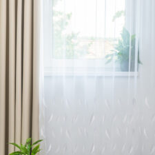 κουρτινα με φτερα