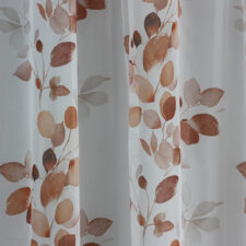 ριγε λουλουδατη κουρτινα