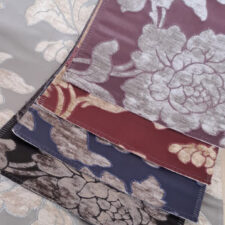 Υφάσμα επίπλωσης με ρομαντικό λουλουδάτο σχέδιο